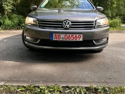 Używany VW Passat Highline 170 KM (125 kW) 2011 Beżowy Kombi