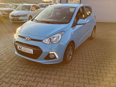 Gebraucht Hyundai i10 Edition 67 PS (49 kW) 2014 Blau Kleinwagen