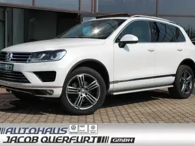 Gebraucht VW Touareg 262 PS (192 kW) 2017 Weiß SUV