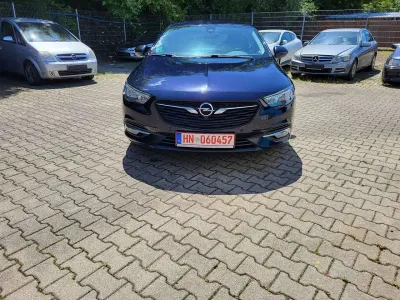Gebraucht Opel Insignia 136 PS (100 kW) 2017 Blau Limousine