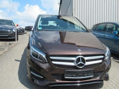 Mercedes B200