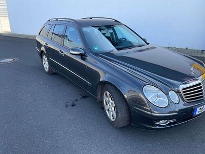Mercedes E200