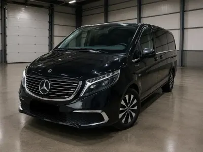 Używany Mercedes EQV300 Avantgarde 150 kW (204 KM) 2020 Czarny Minivan