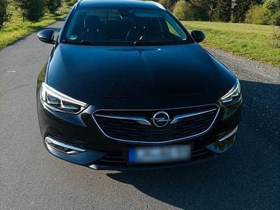 Second-hand Opel Insignia 165 CP (121 kW) 2017 Negru Break
