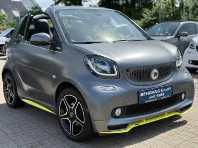 Gebraucht Smart ForTwo Cabrio Brabus 90 PS (66 kW) 2017 Titania grey Cabrio