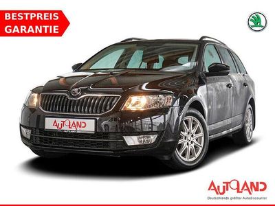 Grau Gebraucht 2017 Skoda Octavia Kombi | 16.990 € (Teuer)