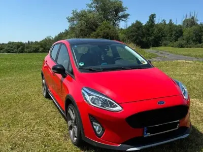 Gebraucht Ford Fiesta Active 86 PS (63 kW) 2018 Rot Kleinwagen