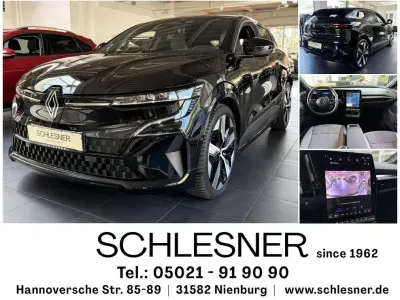 Gebraucht Renault Megane E-Tech Techno 160 kW (218 PS) 2023 Sternenschwarz Limousine