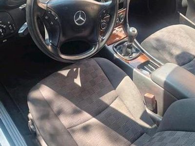 Mercedes C180