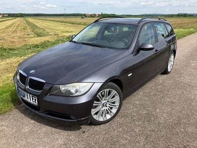 Gebraucht BMW 320 177 PS (130 kW) 2008 Grau Kombi