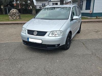 Gebraucht VW Touran Highline 116 PS (85 kW) 2004 Silber Van / Kleinbus
