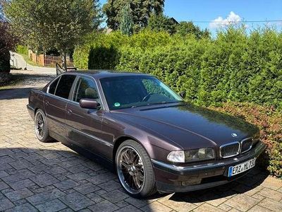 Gebraucht BMW 730 218 PS (160 kW) 1995 Violet Limousine