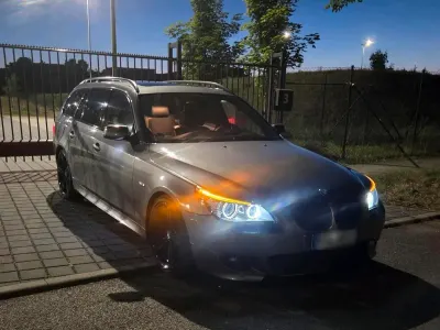 Gebraucht BMW 530 M Sport 235 PS (172 kW) 2007 Grau Kombi