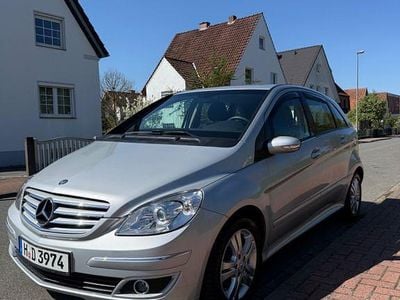 Usata Mercedes B170 116 CV (85 kW) 2005 Argento Monovolume