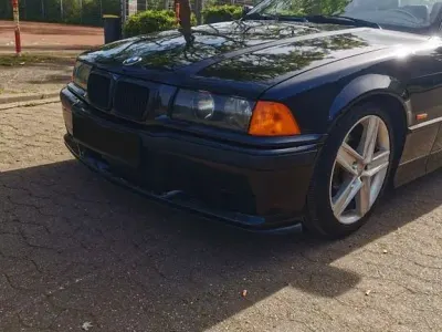 Gebraucht BMW 318 M Sport 116 PS (85 kW) 1998 Schwarz Cabrio