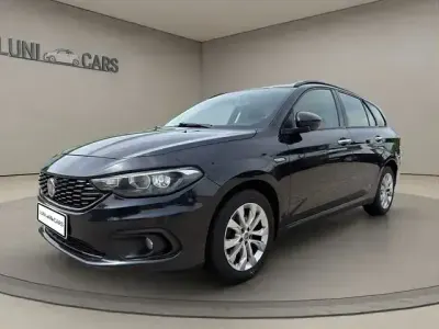 Gebraucht Fiat Tipo Lounge 110 PS (80 kW) 2017 Schwarz Kombi