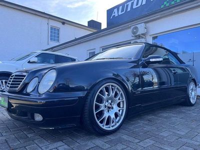 Gebraucht Mercedes CLK230 Elegance 197 PS (144 kW) 2001 Schwarz Cabrio