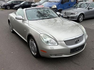 Gebraucht Lexus SC430 286 PS (210 kW) 2002 Millenium silver Cabrio