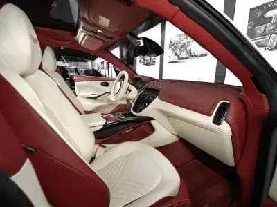 Second-hand Aston Martin DBX 551 CP (405 kW) 2021 Alb SUV