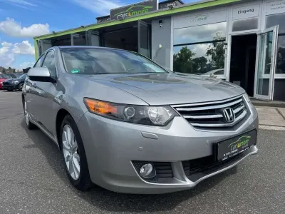 Gebraucht Honda Accord Executive 201 PS (147 kW) 2010 Buran silver m. Limousine