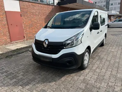 Gebraucht Renault Trafic 120 PS (88 kW) 2017 Weiß Van / Kleinbus