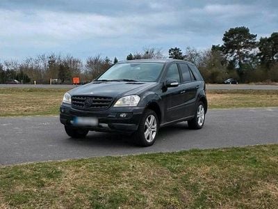Gebraucht Mercedes ML350 272 PS (200 kW) 2006 Schwarz SUV