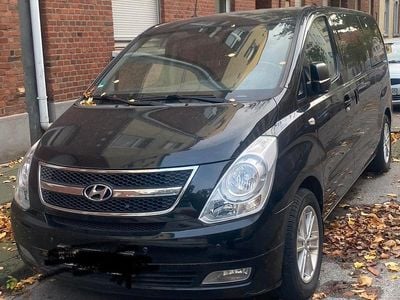 Hyundai H-1