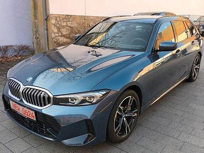 Gebraucht BMW 330 M Sport 245 PS (180 kW) 2025 Blau Kombi