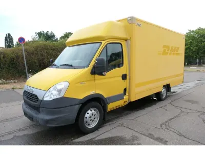 Gebraucht Iveco Daily 106 PS (77 kW) 2013 Gelb Van