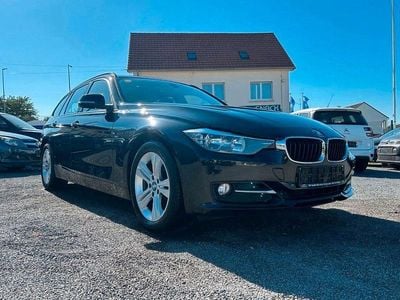 Gebraucht BMW 318 Sport Line 143 PS (105 kW) 2013 Schwarz Limousine