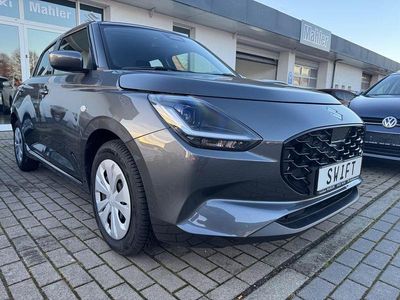 Grau Gebraucht 2024 Suzuki Swift Limousine | 17.488 € (Fairer Preis)