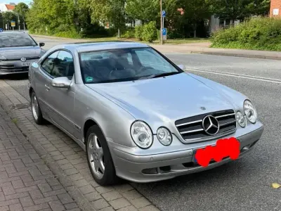Gebraucht Mercedes CLK320 Avantgarde 218 PS (160 kW) 2001 Silber Coupé