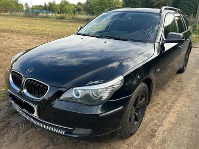 Second-hand BMW 520 Sport Line 163 CP (119 kW) 2010 Negru Berlinǎ