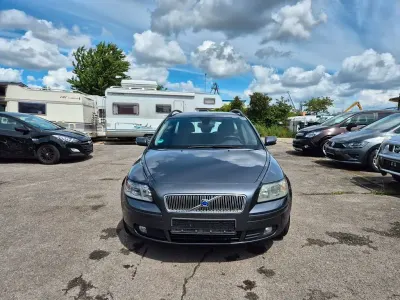 Gebraucht Volvo V50 Momentum 125 PS (91 kW) 2005 Grau Kombi