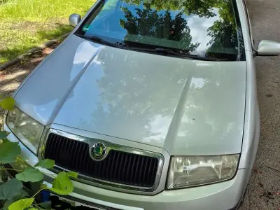 Gebraucht Skoda Fabia Ambiente 75 PS (55 kW) 2005 Silber Limousine