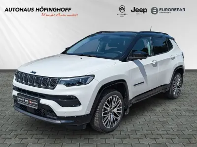 Gebraucht Jeep Compass Summit 241 PS (177 kW) 2024 Weiß SUV