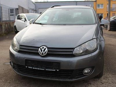 Grau Gebraucht 2010 VW Golf Comfortline Kombi | 2.500 € (Etwas zu teuer)