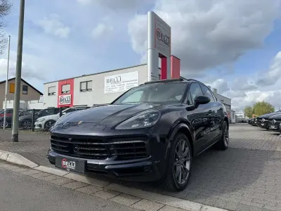 Gebraucht Porsche Cayenne Sport 441 PS (324 kW) 2018 Moonlightbluemetallic SUV