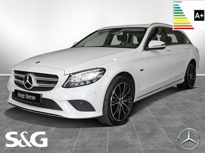 gebraucht Mercedes C300e T AVANTGARDE RüKam+AHK+LED+Totwink+18