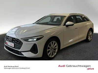 Gebraucht Audi A5 Sport 204 PS (150 kW) 2025 2y gletscherweiß metallic Kombi