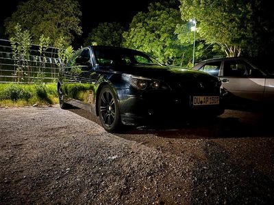 Gebraucht BMW 520 173 PS (127 kW) 2005 Schwarz Limousine