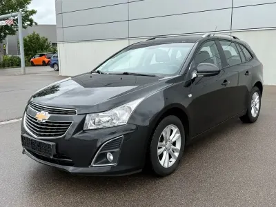 Gebraucht Chevrolet Cruze LT 140 PS (102 kW) 2013 Schwarz Kombi