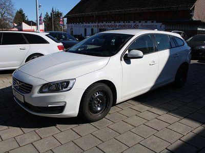 Gebraucht Volvo V60 Kinetic 136 PS (100 kW) 2014 Whitesolid Kombi