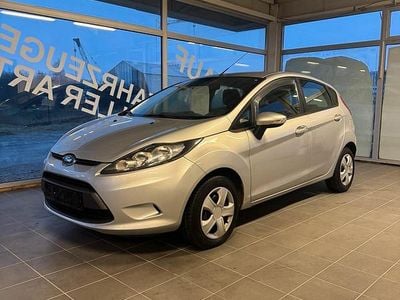 Grau Gebraucht 2011 Ford Fiesta Trend Limousine | 3.950 € (Fairer Preis)