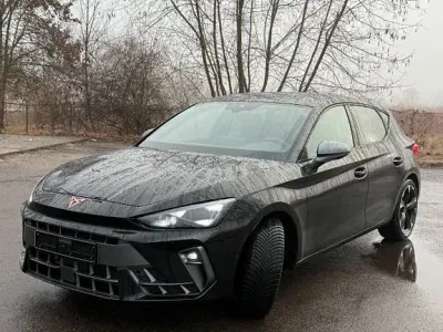 Używany Cupra Leon 150 KM (110 kW) 2025 Czarny Sedan/Limuzyna