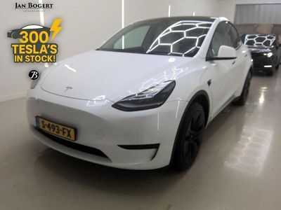 Gebraucht Tesla Model Y Standard Range 250 kW (341 PS) 2022 Weiß SUV