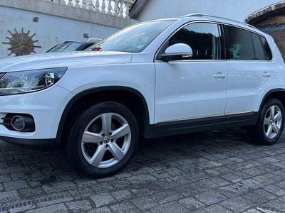 Weiß Gebraucht 2012 VW Tiguan Style SUV | 8.990 € (Guter Preis)