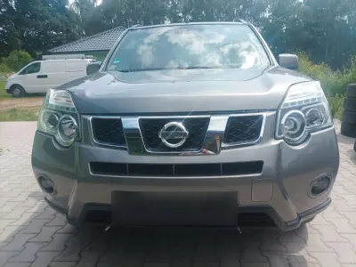 Gebraucht Nissan X-Trail 150 PS (110 kW) 2014 Grau SUV