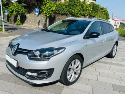 Używany Renault Mégane LIMITED 110 KM (80 kW) 2015 Srebrny Sedan/Limuzyna