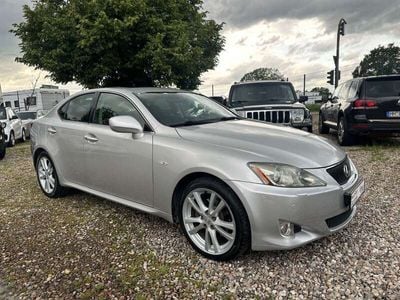 Lexus IS220d
